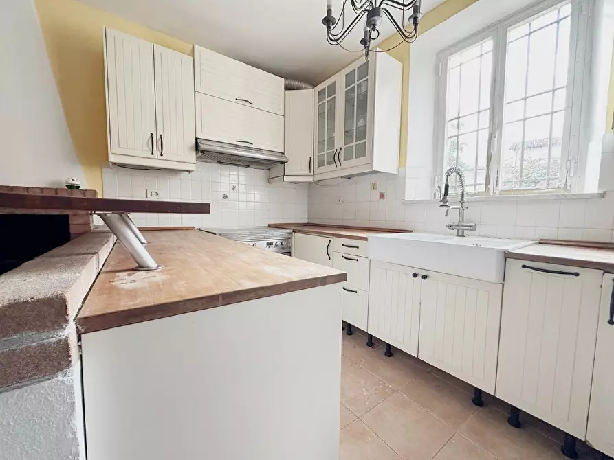 Immagine 5 di Terratetto in vendita  a Lucca