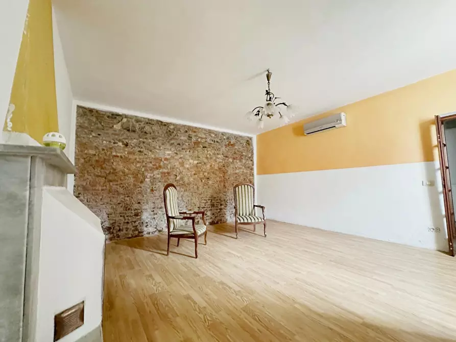 Immagine 2 di Terratetto in vendita  a Lucca