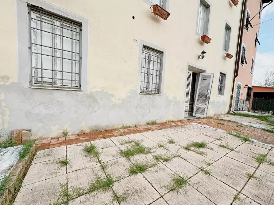 Immagine 35 di Terratetto in vendita  a Lucca