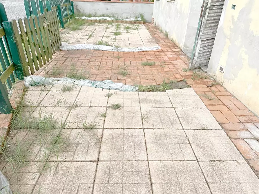 Immagine 34 di Terratetto in vendita  a Lucca