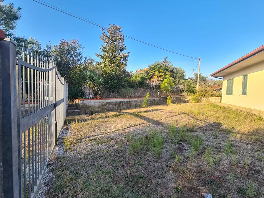 Immagine 13 di Villa in vendita  a Santa Maria A Monte