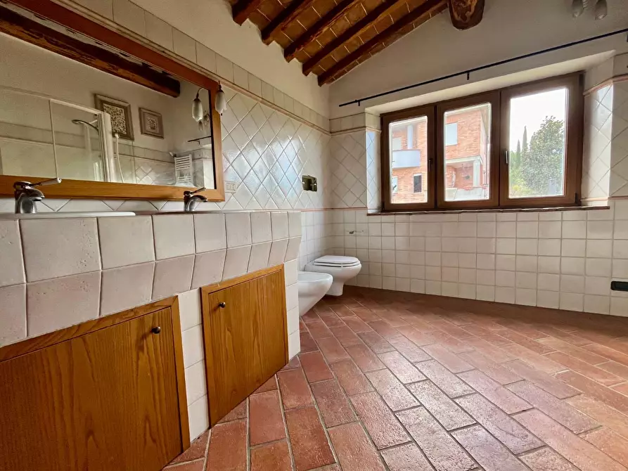 Immagine 6 di Villetta a schiera in vendita  a Monteroni D'arbia