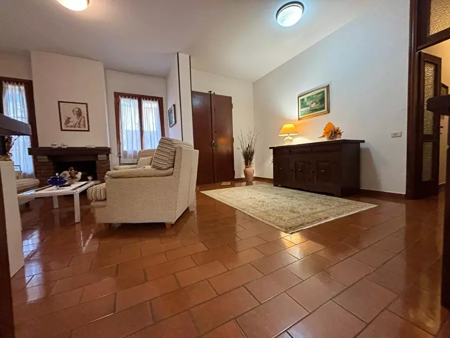 Immagine 8 di Appartamento in vendita  a Vinci