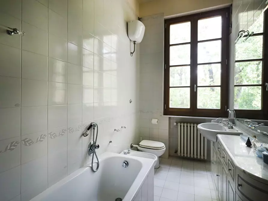 Immagine 36 di Villa in vendita  a Pisa