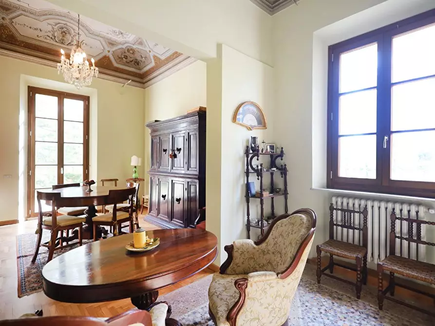 Immagine 16 di Villa in vendita  a Pisa