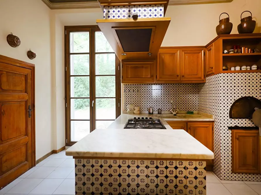 Immagine 13 di Villa in vendita  a Pisa