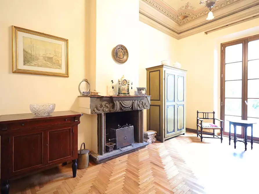 Immagine 14 di Villa in vendita  a Pisa