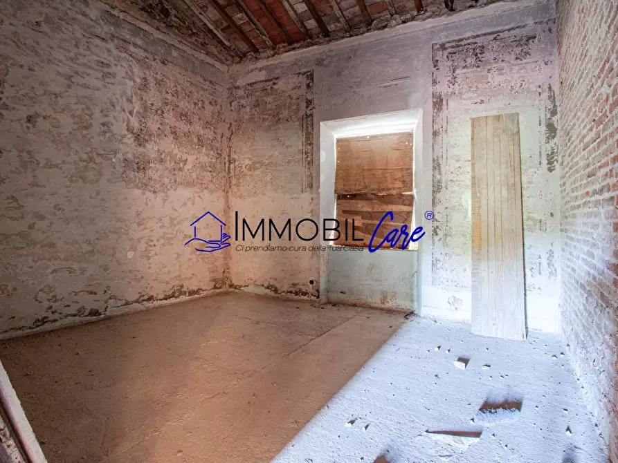 Immagine 12 di Appartamento in vendita  a Livorno