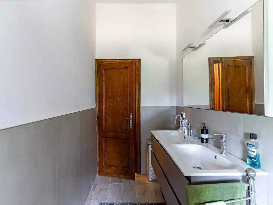 Immagine 22 di Appartamento in vendita  a Empoli