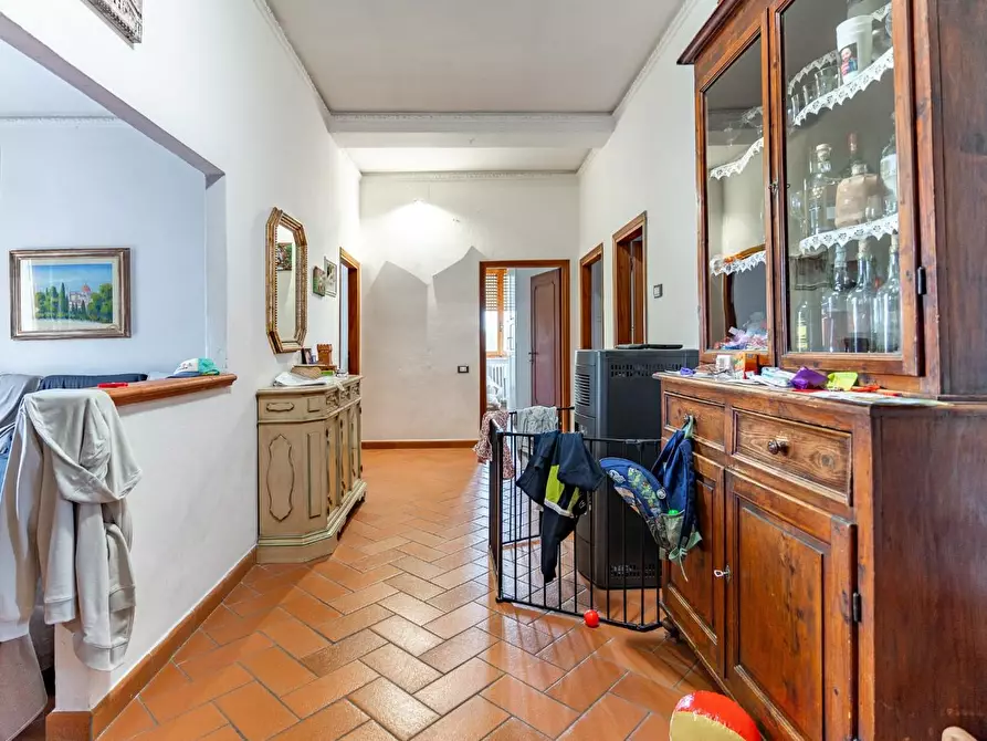 Immagine 8 di Appartamento in vendita  a Empoli