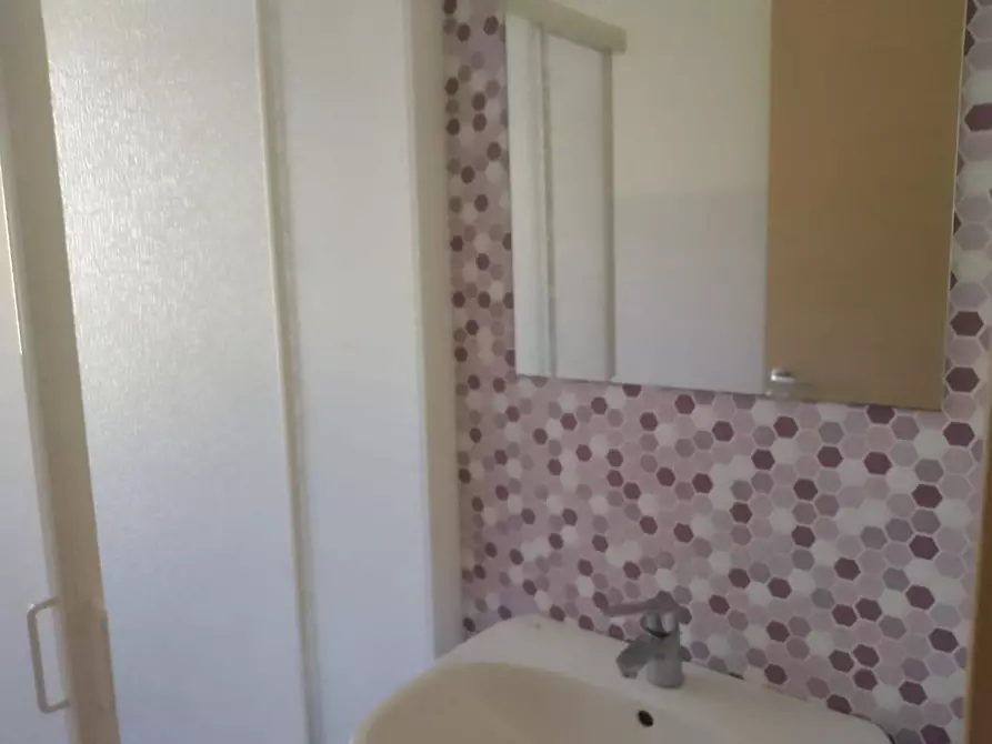 Immagine 12 di Appartamento in vendita  a Sovicille