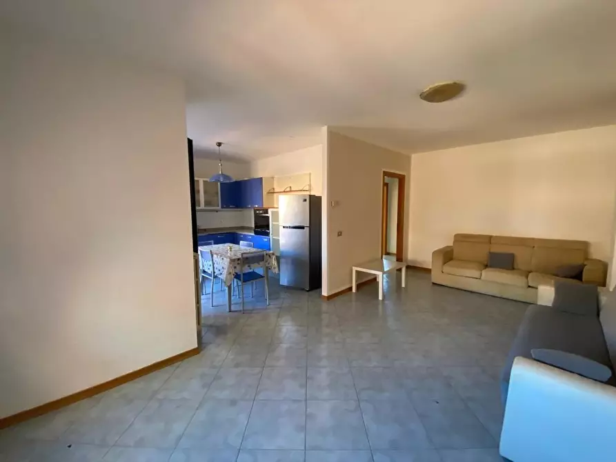 Immagine 3 di Appartamento in vendita  a Cecina