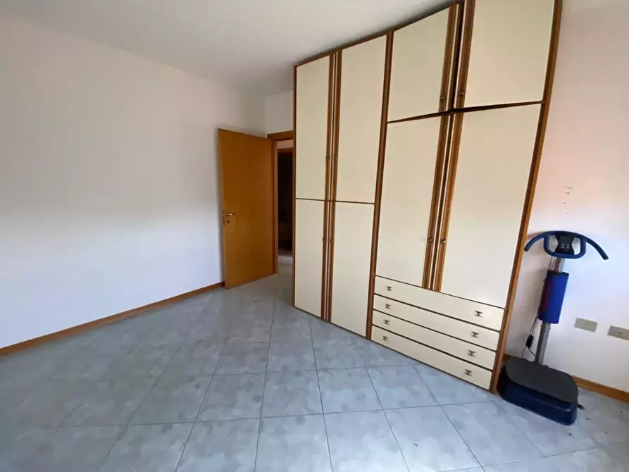 Immagine 6 di Appartamento in vendita  a Cecina