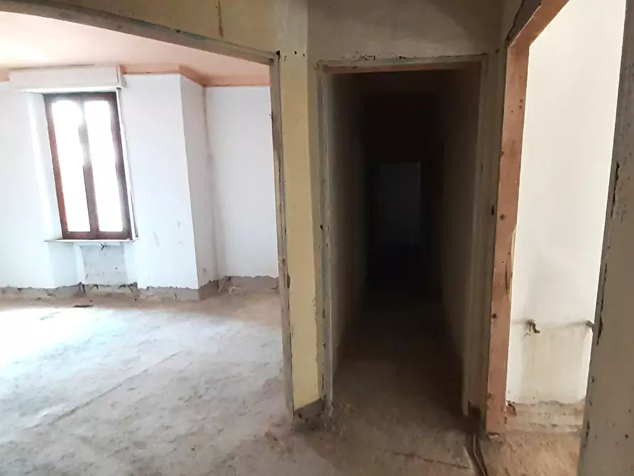 Immagine 11 di Appartamento in vendita  a Pontedera