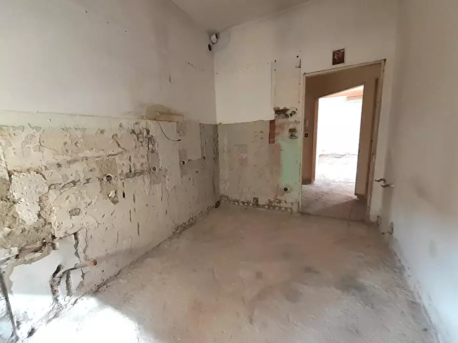 Immagine 19 di Appartamento in vendita  a Pontedera