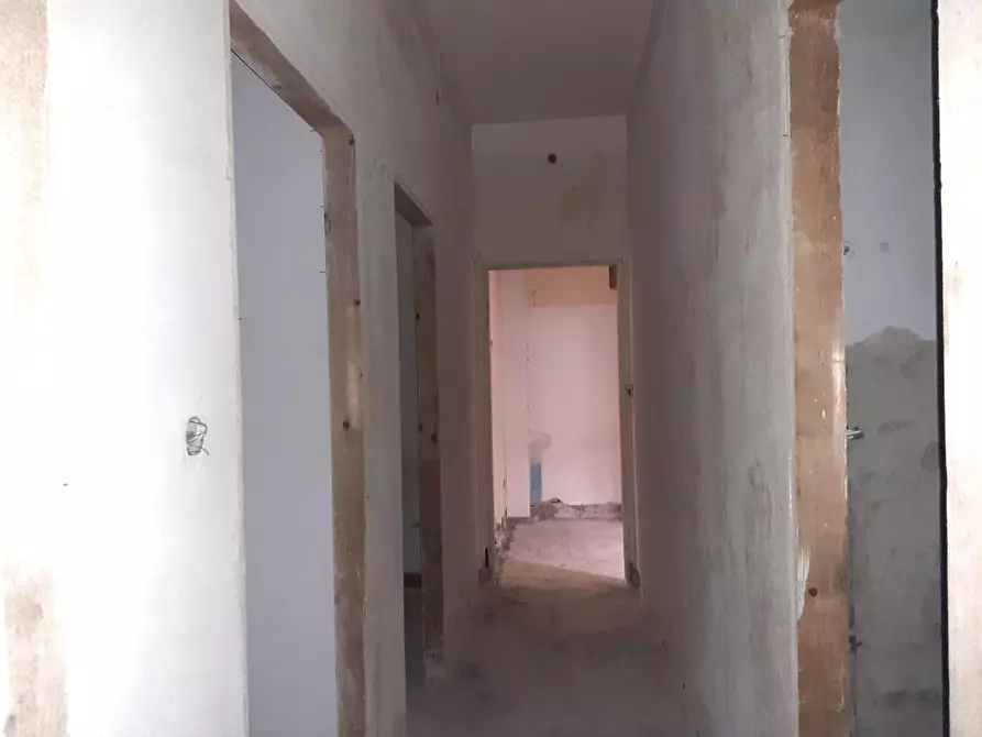 Immagine 23 di Appartamento in vendita  a Pontedera