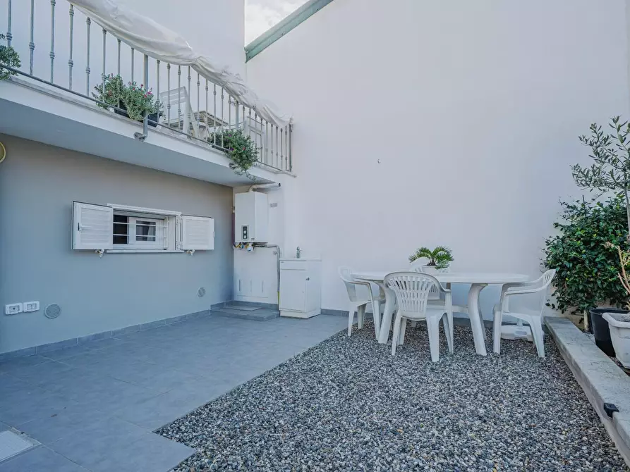 Immagine 36 di Casa indipendente in vendita  a Pisa