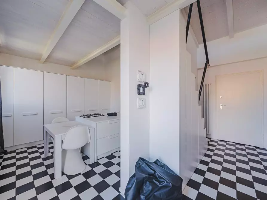 Immagine 19 di Casa indipendente in vendita  a Pisa