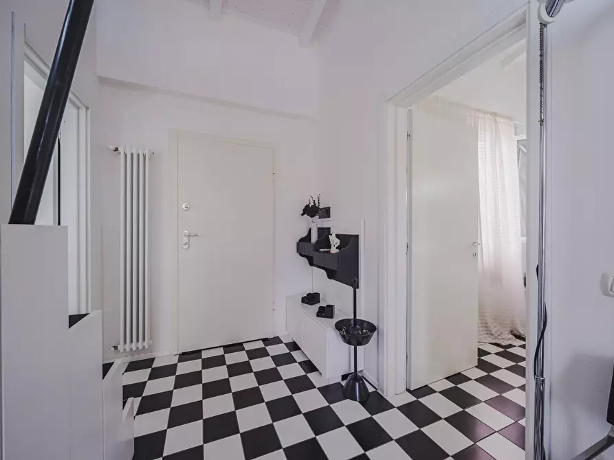 Immagine 13 di Casa indipendente in vendita  a Pisa