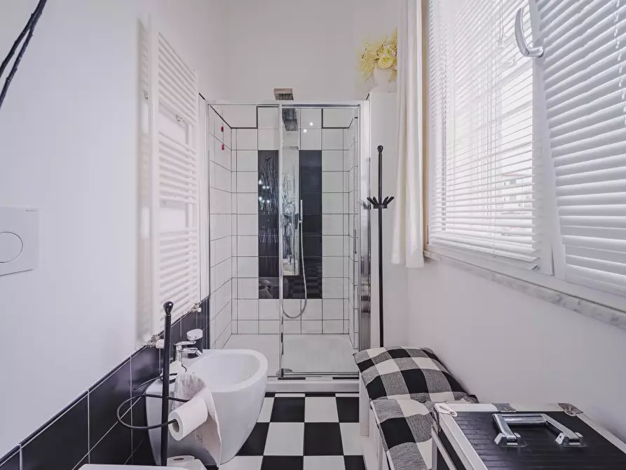 Immagine 11 di Casa indipendente in vendita  a Pisa