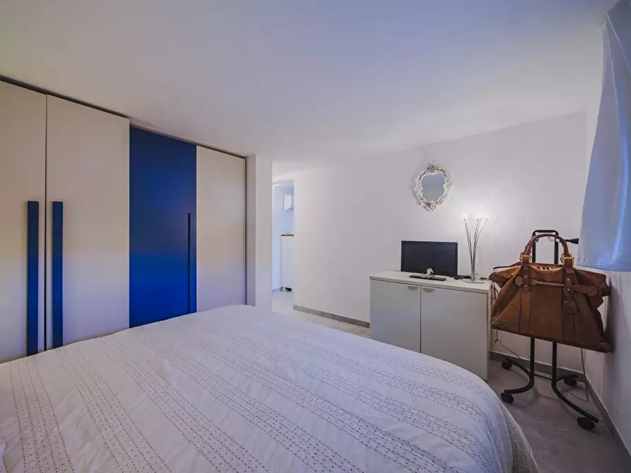 Immagine 24 di Casa indipendente in vendita  a Pisa