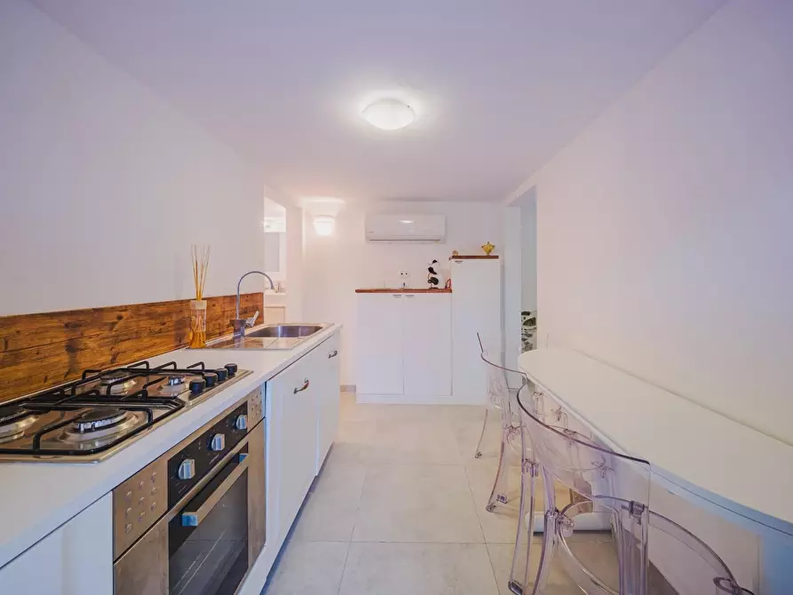 Immagine 32 di Casa indipendente in vendita  a Pisa