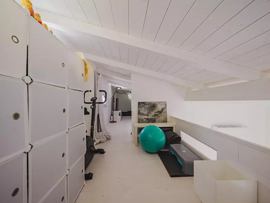 Immagine 15 di Casa indipendente in vendita  a Pisa