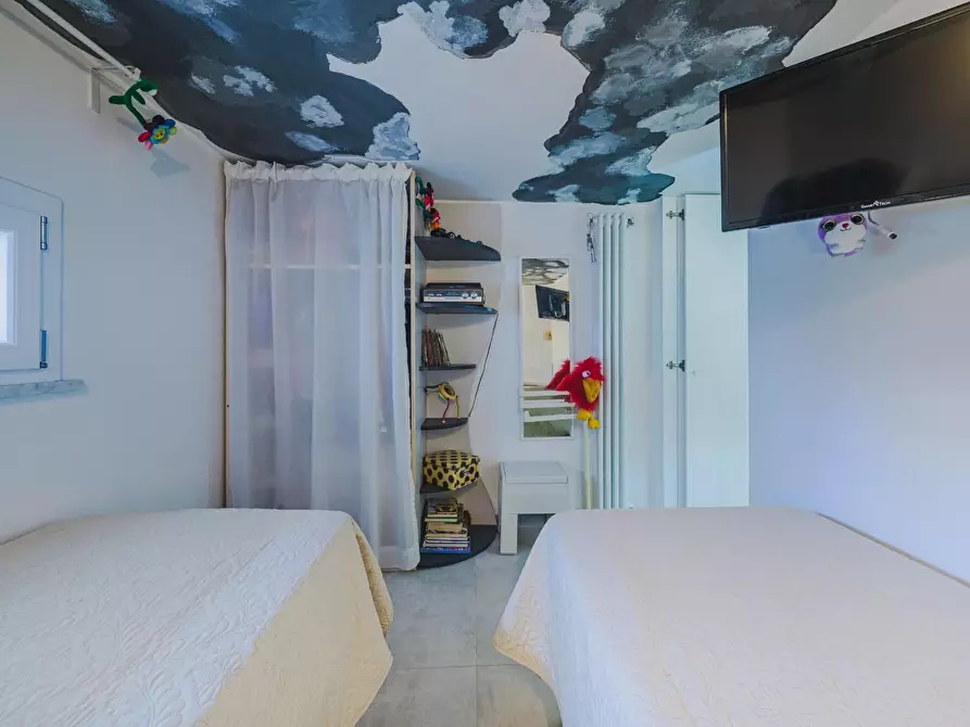 Immagine 30 di Casa indipendente in vendita  a Pisa