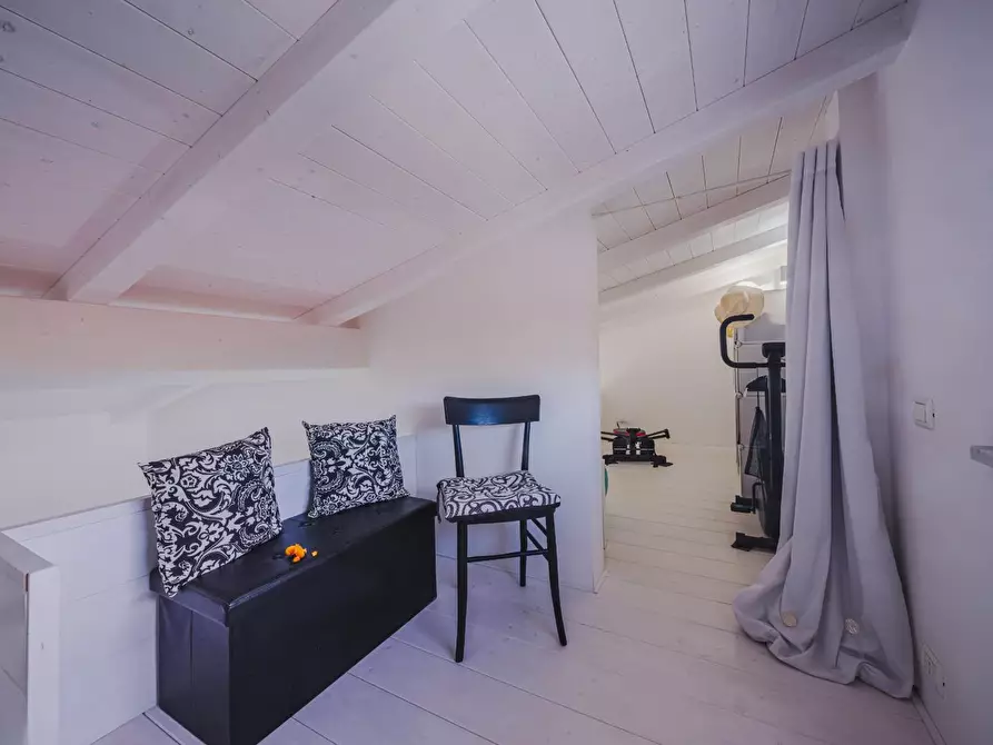 Immagine 18 di Casa indipendente in vendita  a Pisa