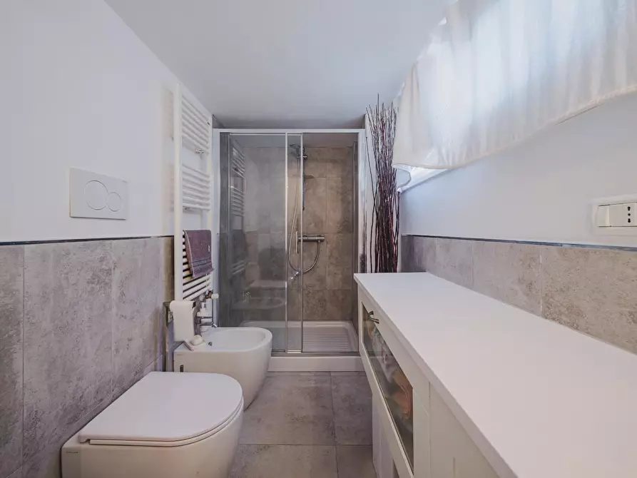 Immagine 27 di Casa indipendente in vendita  a Pisa