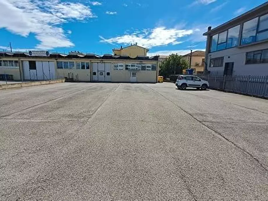 Immagine 6 di Capannone industriale in affitto  a Figline E Incisa Valdarno