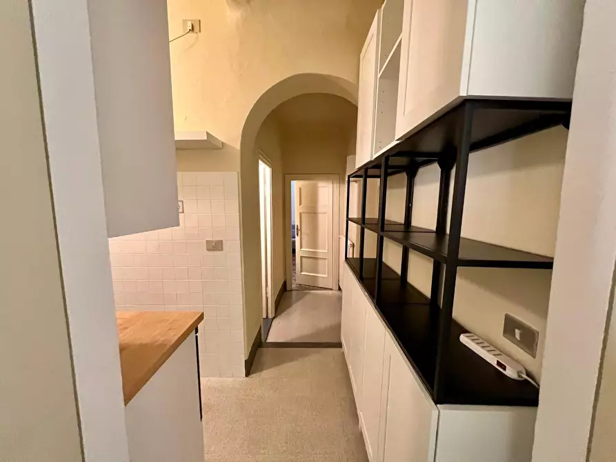 Immagine 9 di Appartamento in affitto  a Lucca