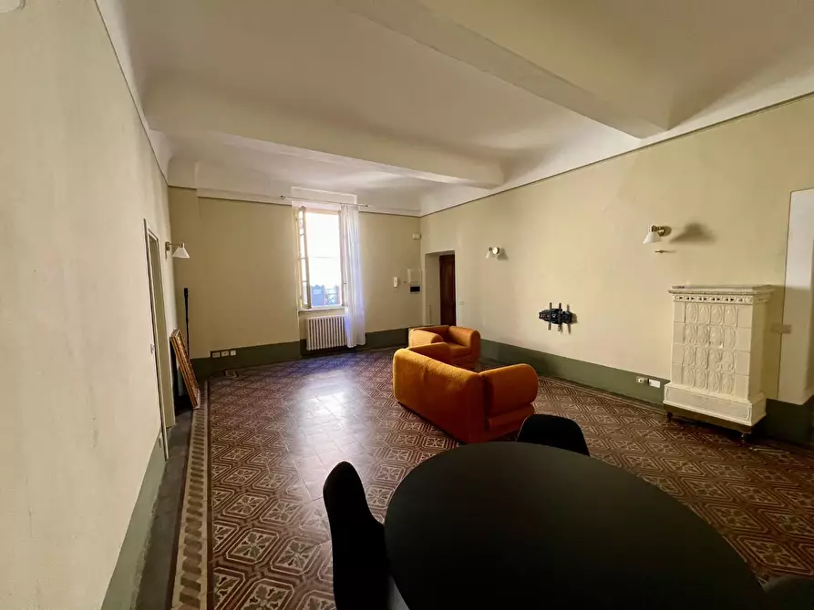 Immagine 3 di Appartamento in affitto  a Lucca