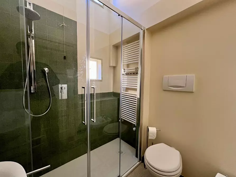 Immagine 25 di Appartamento in affitto  a Lucca