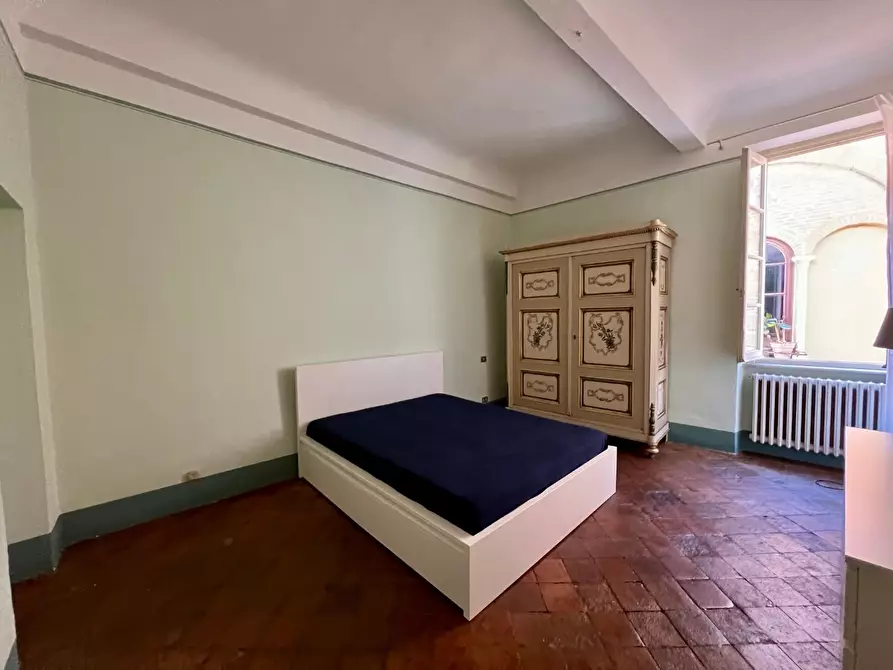 Immagine 13 di Appartamento in affitto  a Lucca