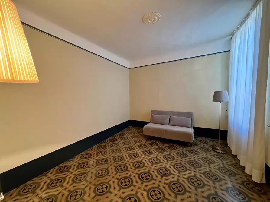 Immagine 23 di Appartamento in affitto  a Lucca