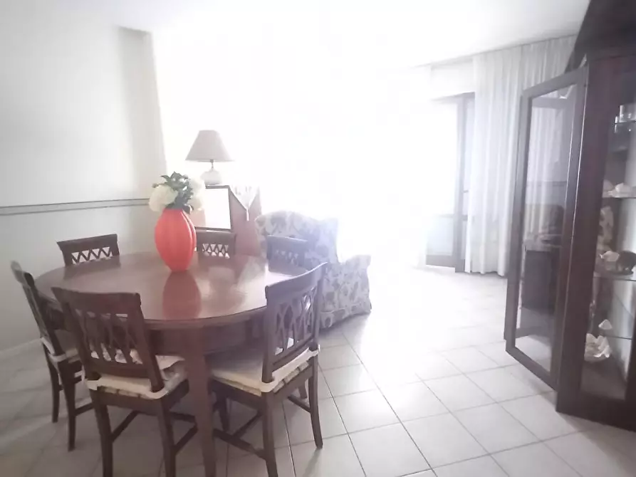 Immagine 7 di Appartamento in vendita  a Camaiore