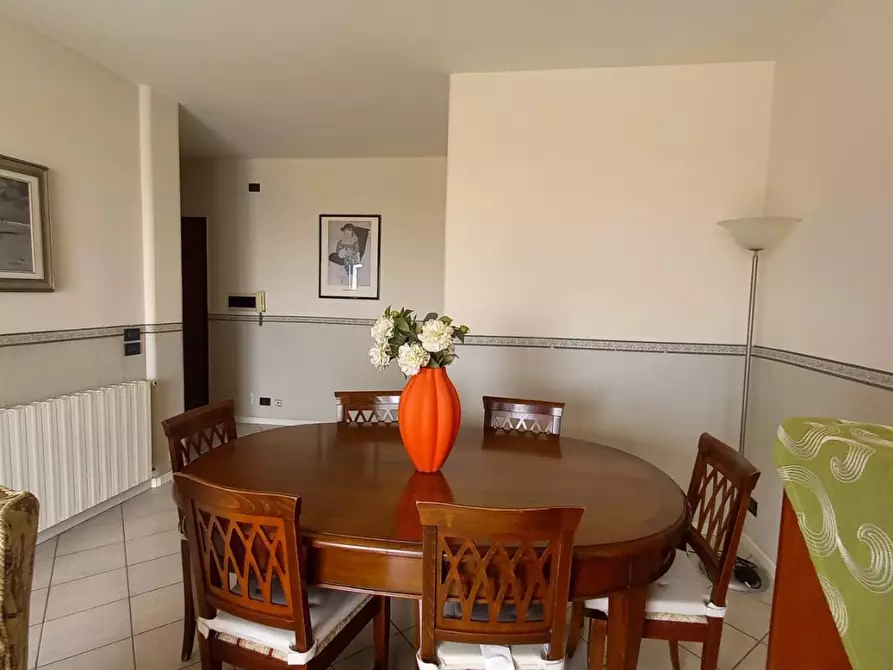 Immagine 6 di Appartamento in vendita  a Camaiore