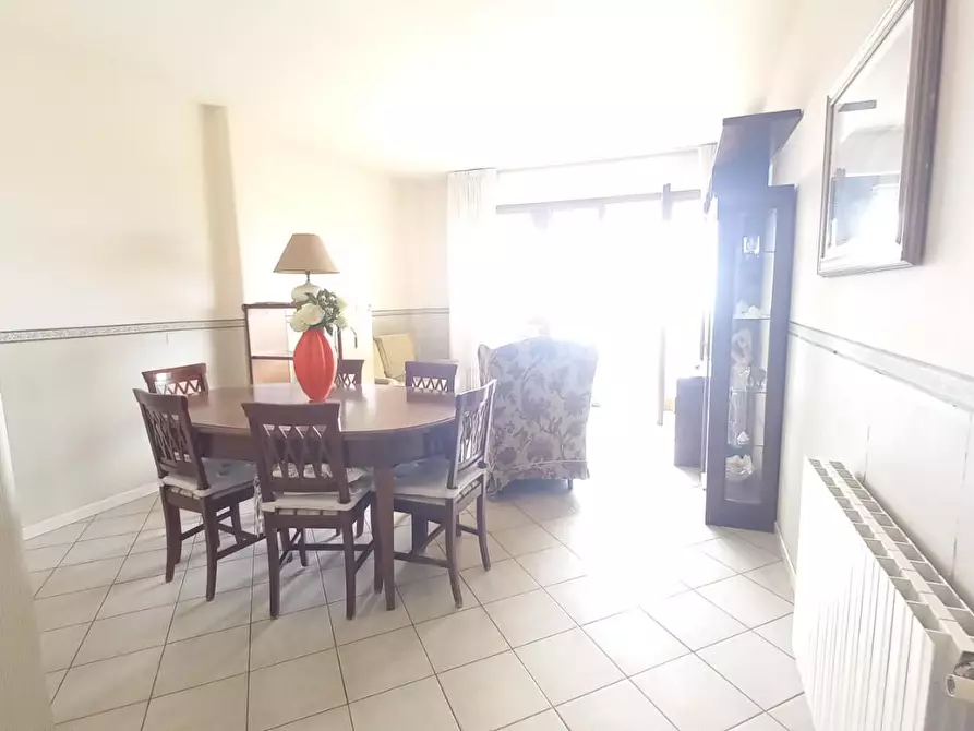 Immagine 5 di Appartamento in vendita  a Camaiore