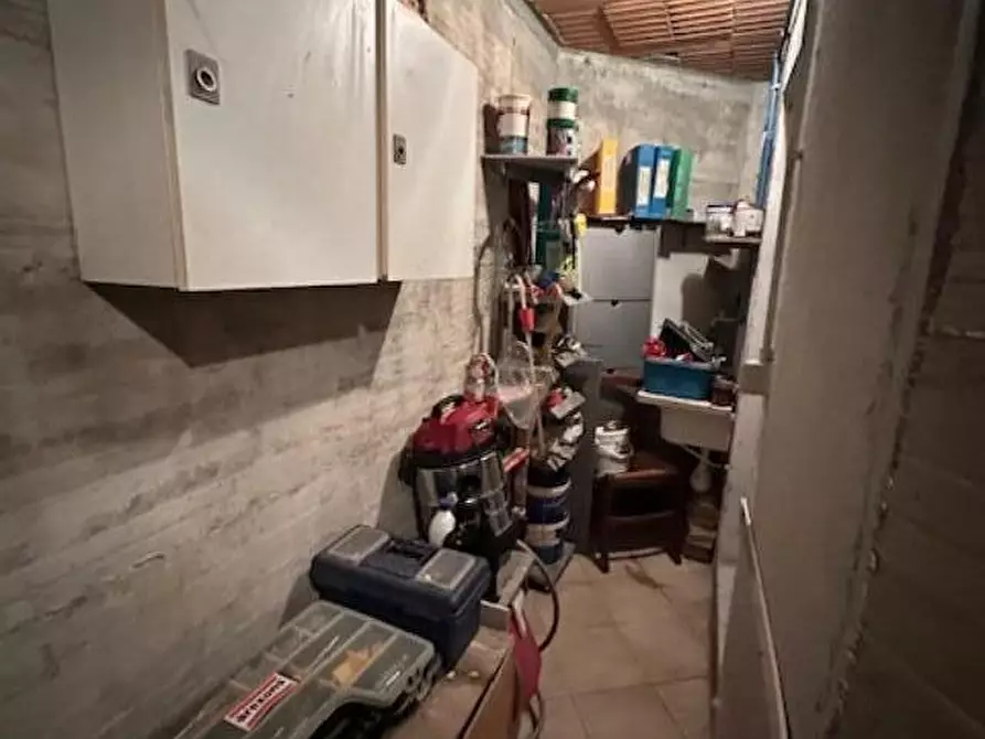 Immagine 37 di Appartamento in vendita  a Massa