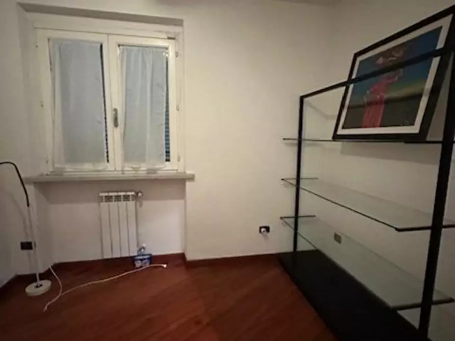 Immagine 29 di Appartamento in vendita  a Massa