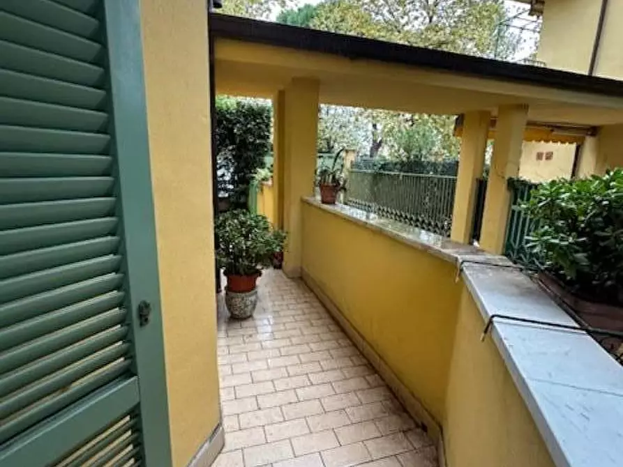 Immagine 9 di Appartamento in vendita  a Massa