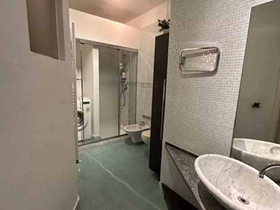 Immagine 14 di Appartamento in vendita  a Massa