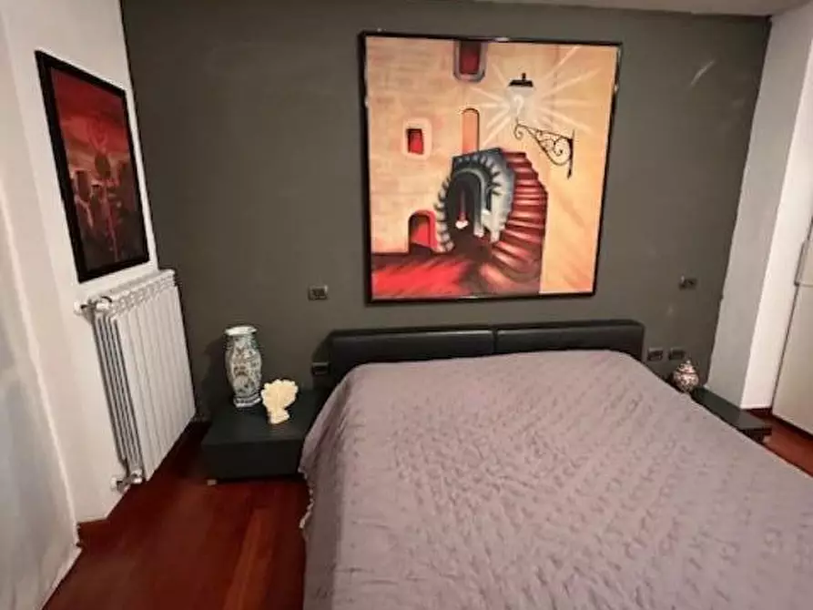 Immagine 26 di Appartamento in vendita  a Massa