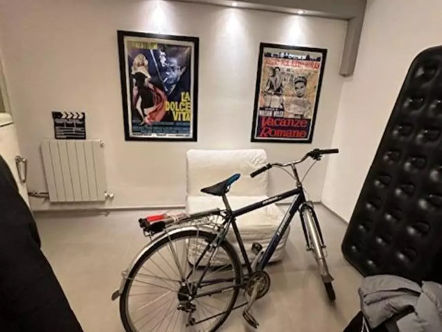 Immagine 35 di Appartamento in vendita  a Massa