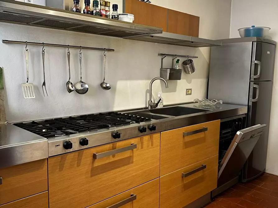 Immagine 5 di Appartamento in vendita  a Pisa