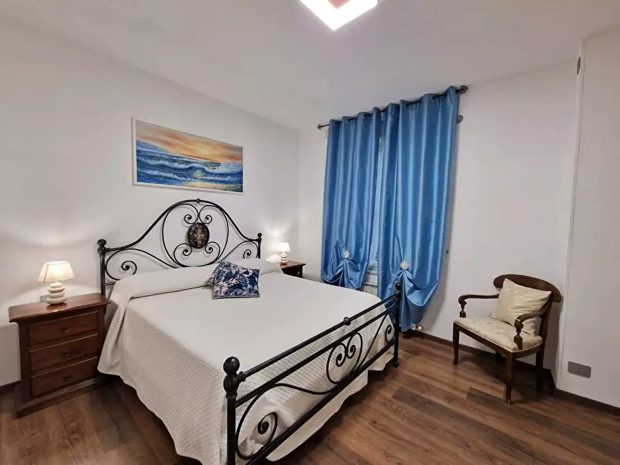 Immagine 28 di Appartamento in vendita  a Siena