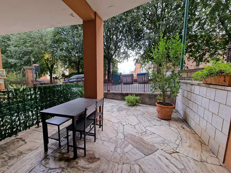 Immagine 39 di Appartamento in vendita  a Siena