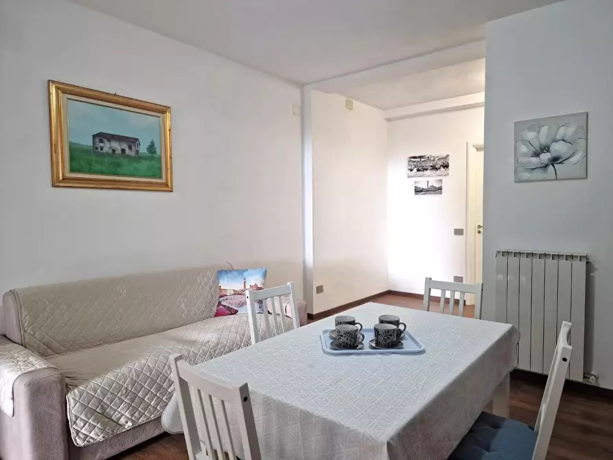 Immagine 5 di Appartamento in vendita  a Siena