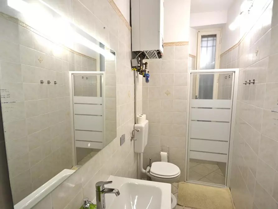 Immagine 33 di Appartamento in vendita  a Siena